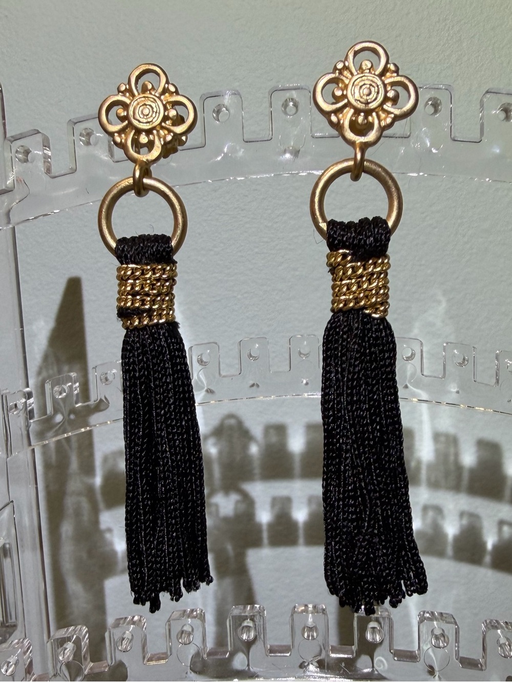 NWOT Elegant Black and Gold Tassel Fringe Drop Pierced Earrings